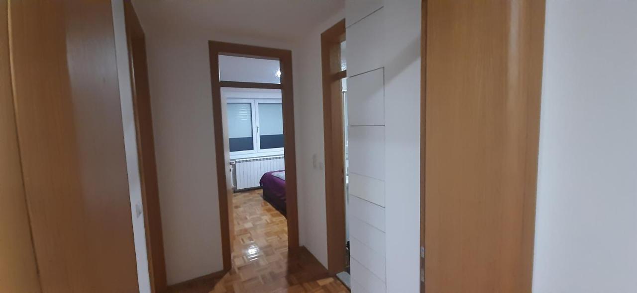 Apartman Stella Istocno Sarajevo Lukavica Exterior photo
