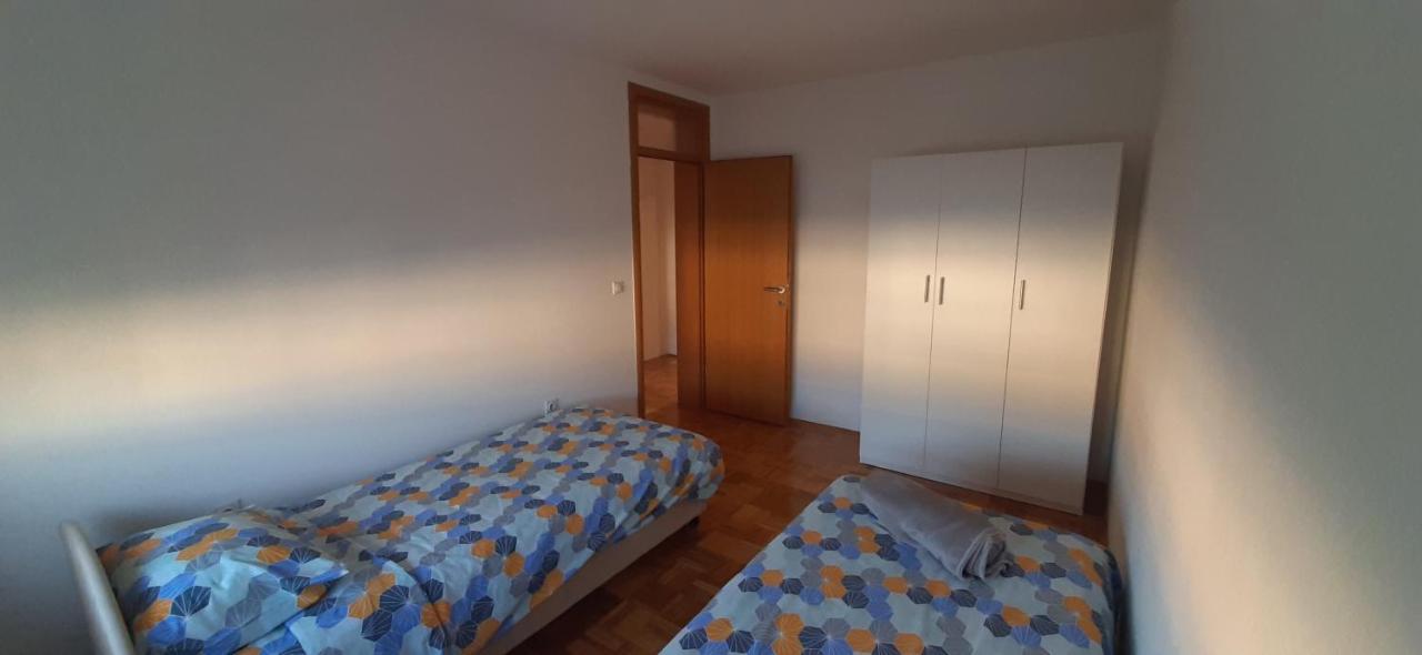 Apartman Stella Istocno Sarajevo Lukavica Exterior photo