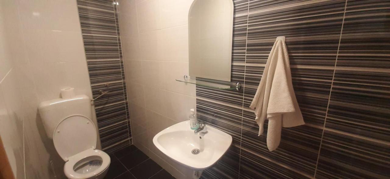 Apartman Stella Istocno Sarajevo Lukavica Exterior photo